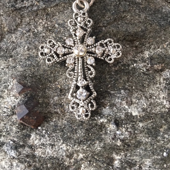 Lovely Little Cross - Picture 7 of 8